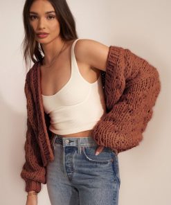 Sueteres Callahan | Cardigan Gigi - Caramelo